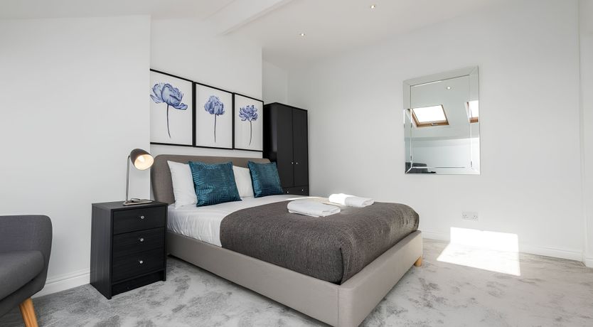 Photo of Georgian Getaway