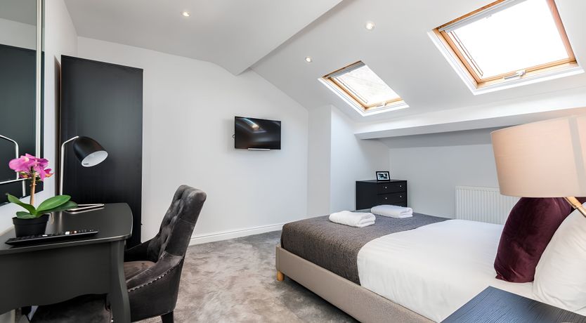 Photo of Georgian Getaway