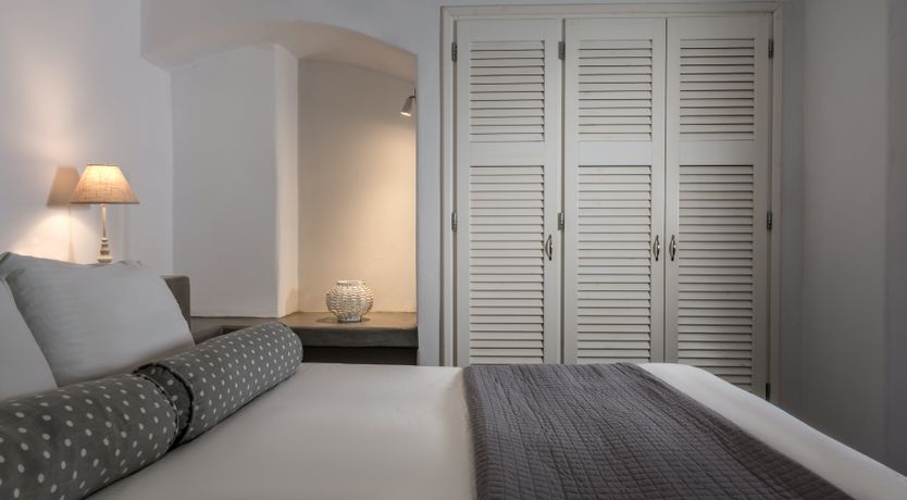 Photo of Pure Santorini