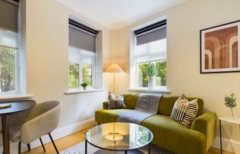 Seven Dials Sparkle Apartment