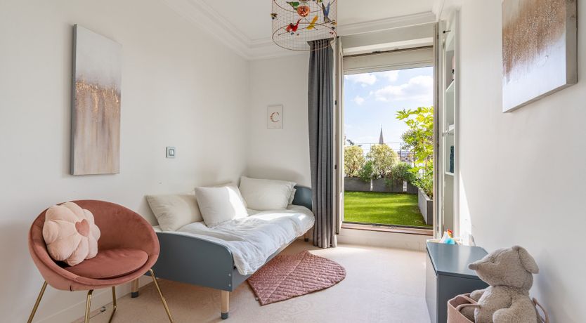 Photo of Eiffel Vistas