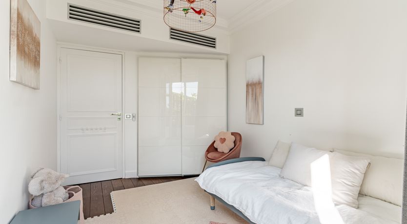 Photo of Eiffel Vistas