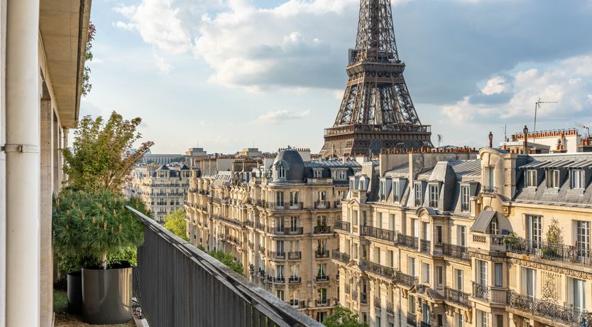 Photo of Eiffel Vistas