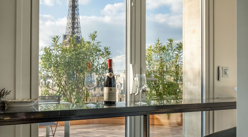 Photo of Eiffel Vistas