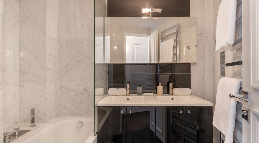 Photo of Eiffel Vistas