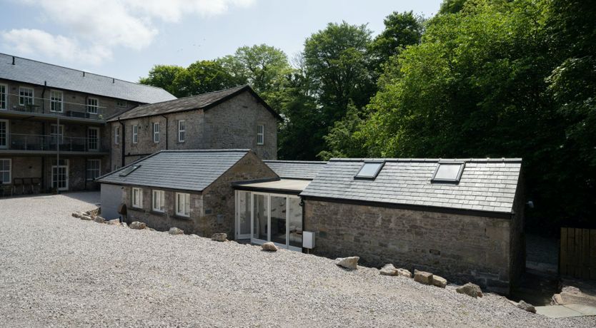 Photo of Casterton Charm