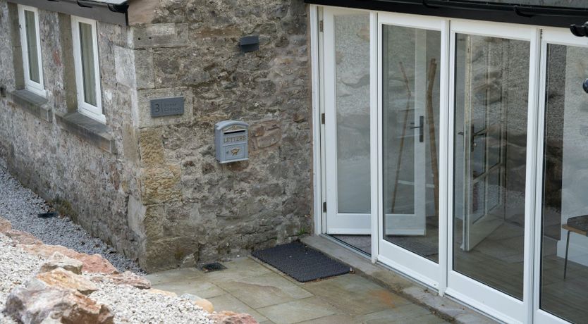 Photo of Casterton Charm