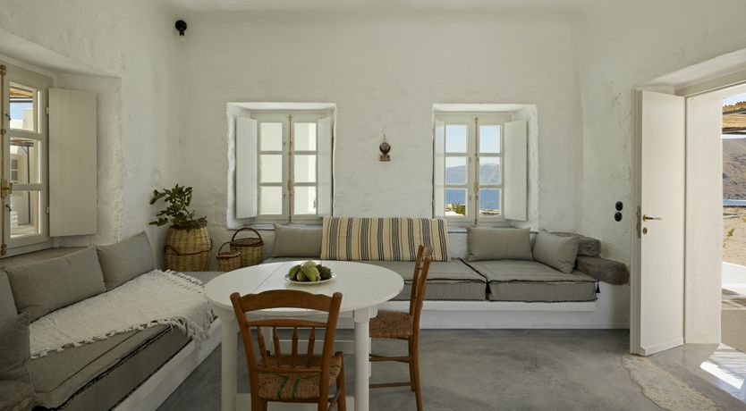 Photo of Rimini in Therassia