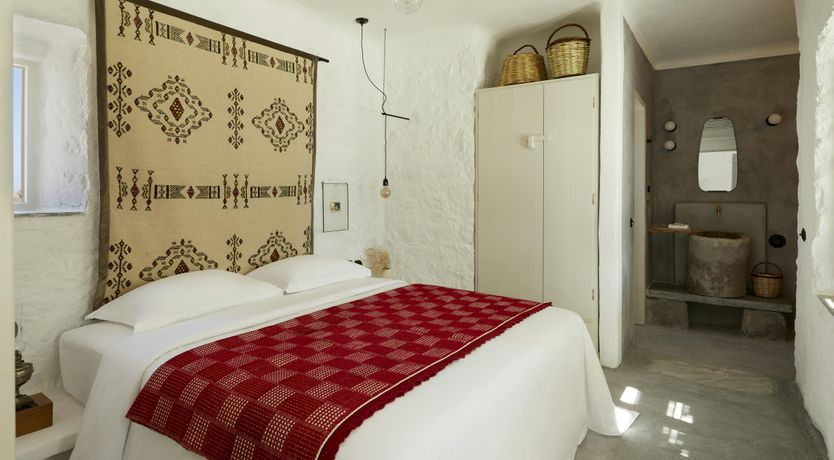 Photo of Rimini in Therassia