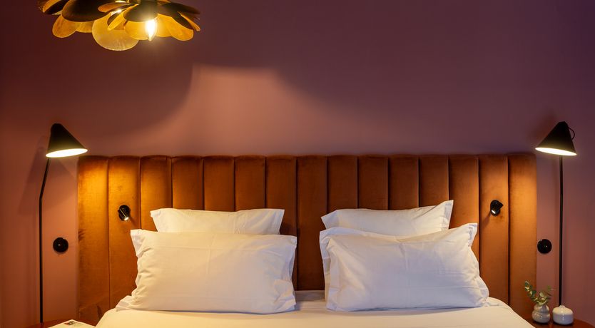 Photo of Art & History