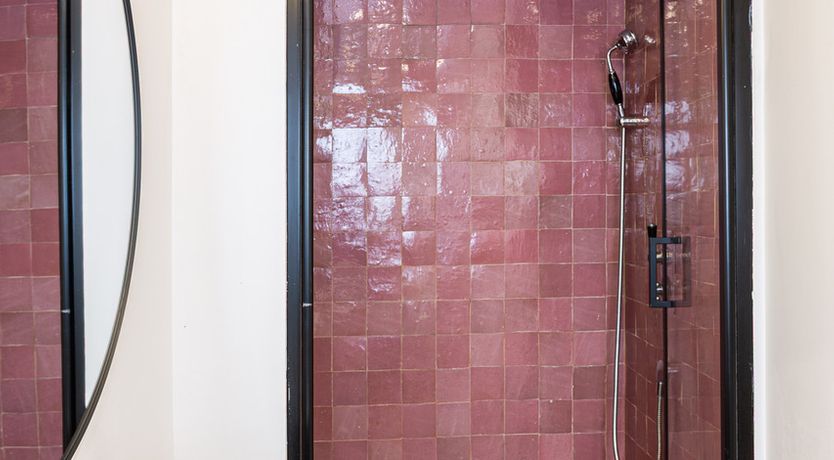 Photo of Art & History