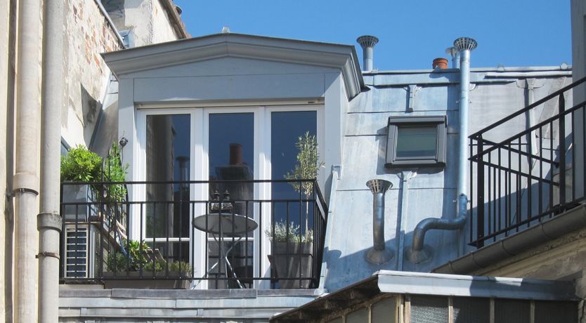 Photo of Bastille Gold