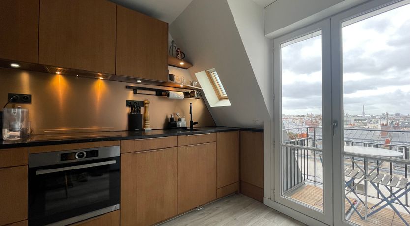 Photo of Bastille Gold