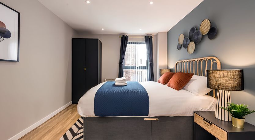 Photo of Liverpool on the Mersey