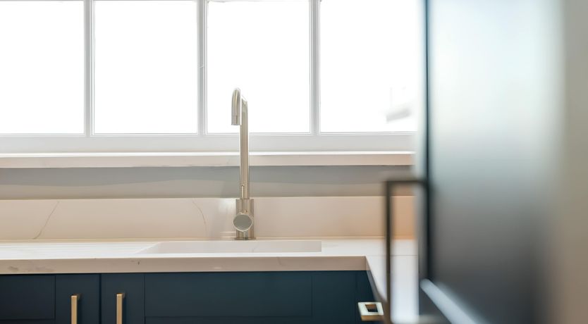 Photo of The Glittering Rose