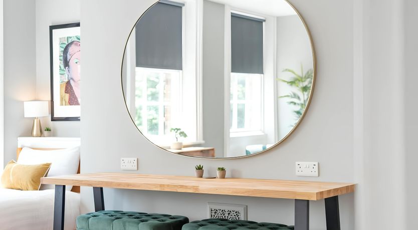 Photo of The Glittering Rose