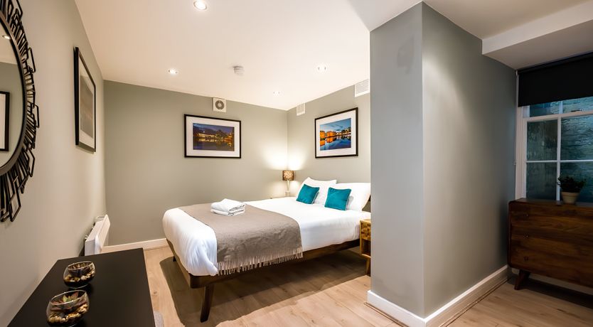 Photo of Georgian Chic