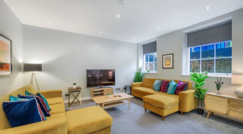 Photo of Georgian Chic