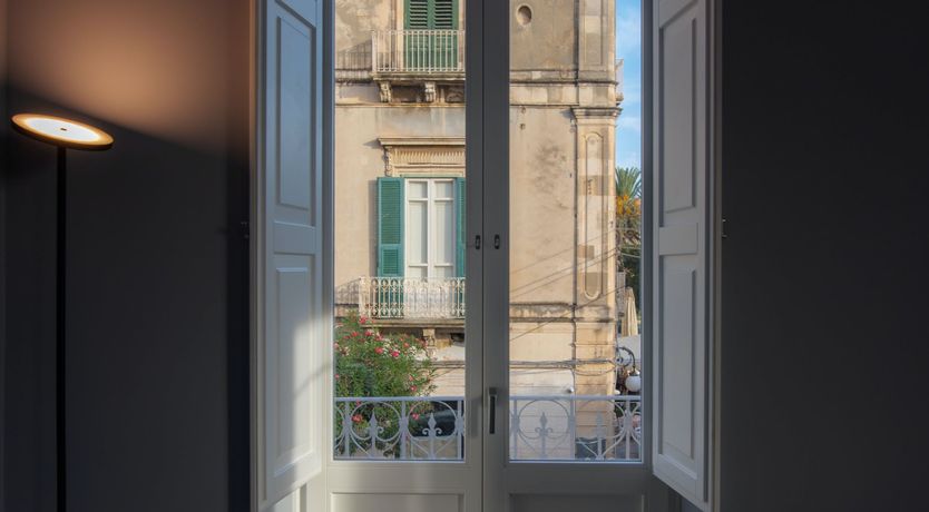 Photo of Apollo View