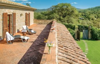 Tuscan Views Villa