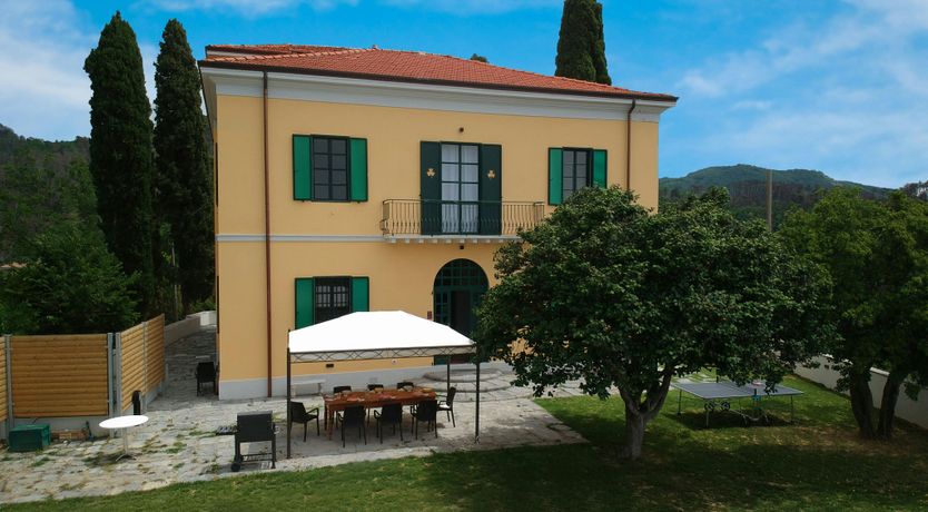 Photo of Ochre & Pink