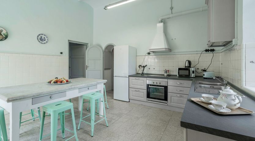 Photo of Ochre & Pink