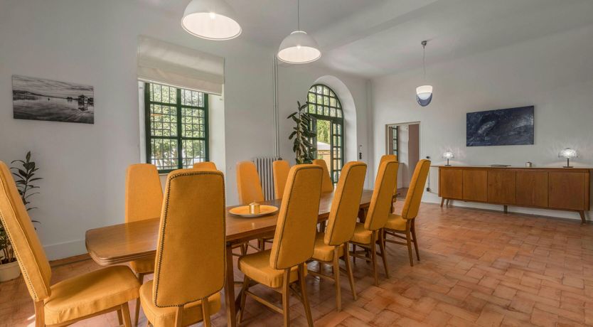 Photo of Ochre & Pink