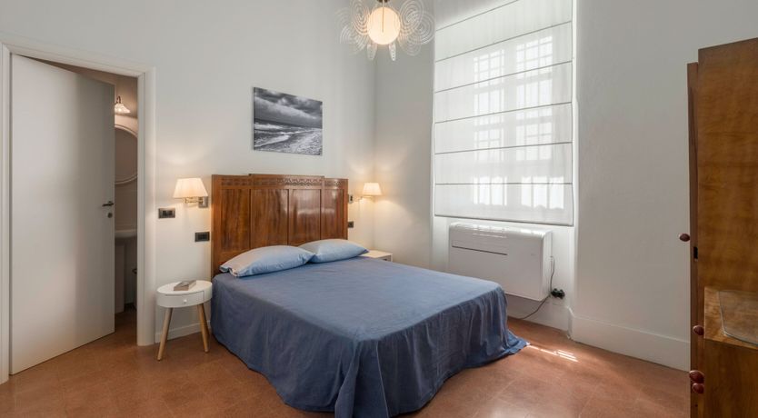 Photo of Ochre & Pink