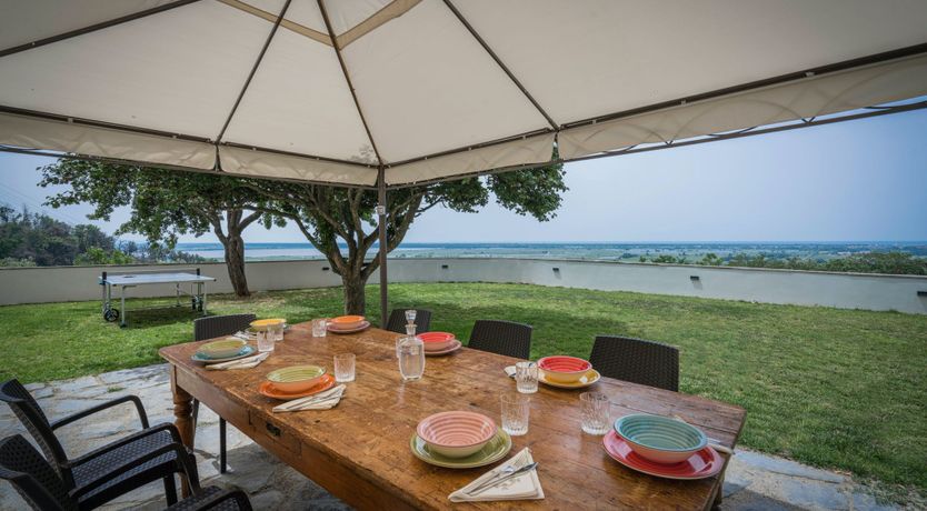 Photo of Ochre & Pink