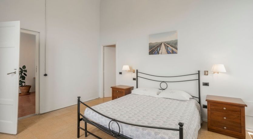 Photo of Ochre & Pink