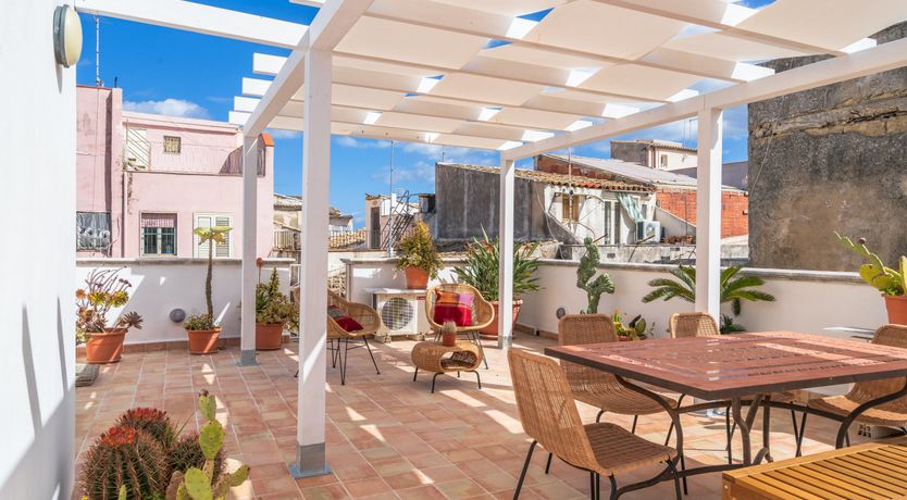 Photo of Shades of Ortigia