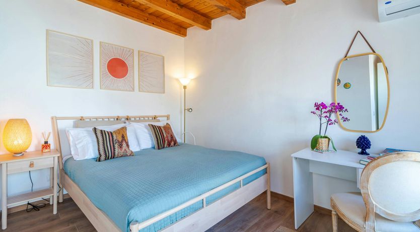 Photo of Shades of Ortigia