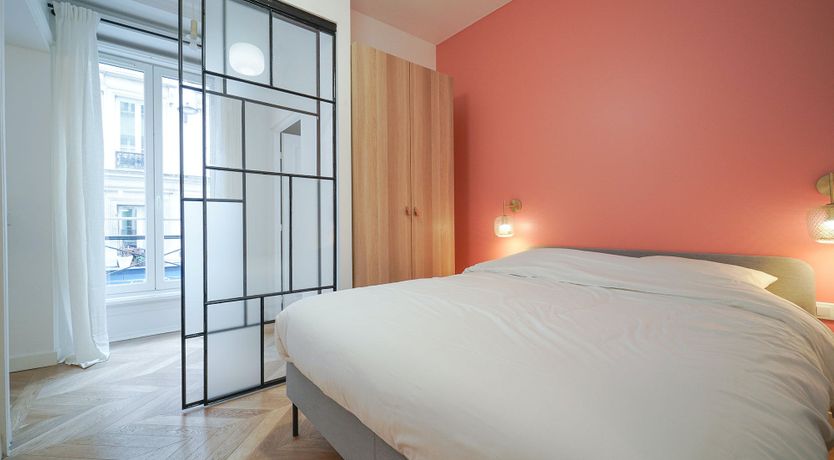 Photo of Diamond Folies