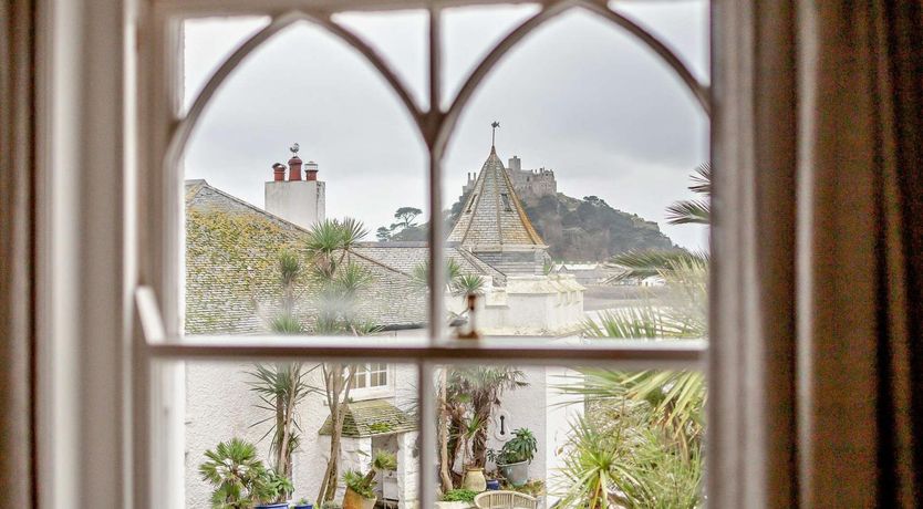 Photo of 2 Bed in Marazion