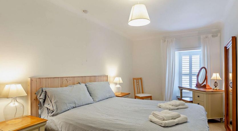 Photo of 2 Bed in Marazion