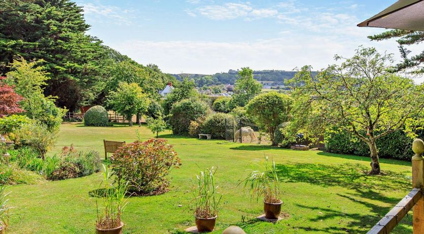 Photo of 1 Bed in Taunton