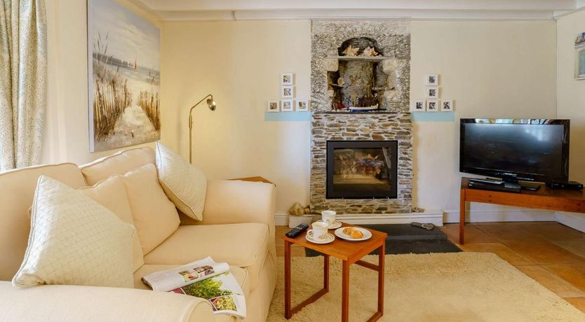 Photo of 2 Bed in Tenby