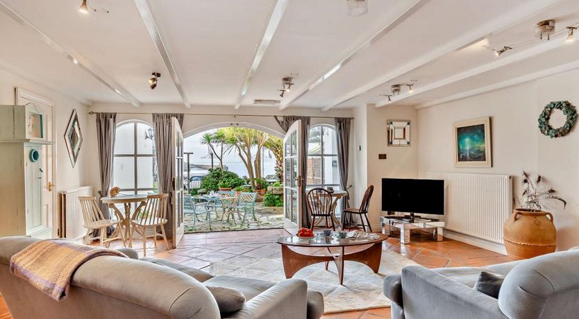 Photo of in Marazion (82154)