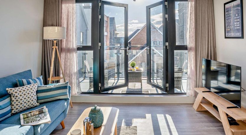 Photo of 2 Bed in Porthcawl