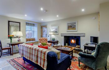 2 Bed in Huntly Holiday Cottage