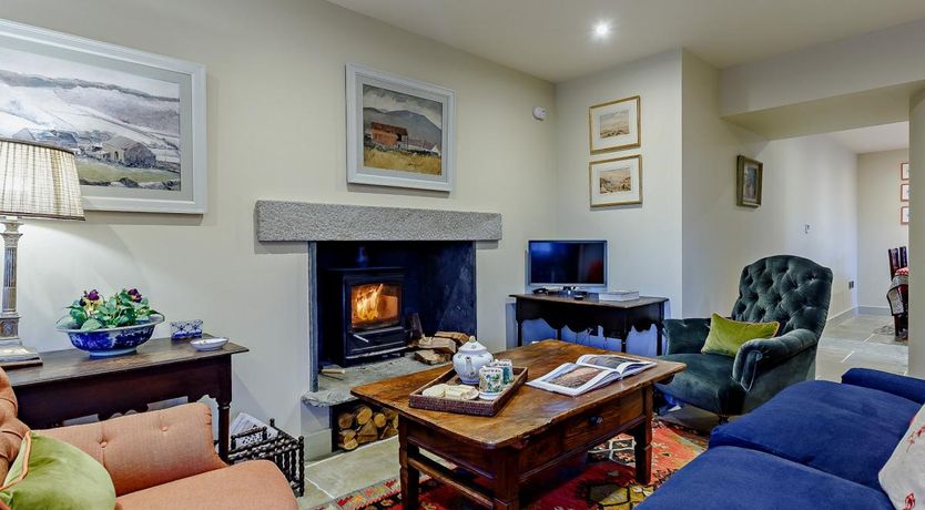 Photo of 2 Bed in Avochie