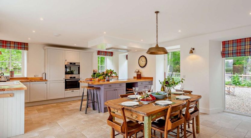 Photo of 3 Bed in Dingwall