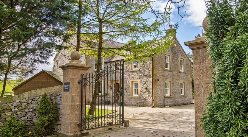 Photo of House in Derbyshire