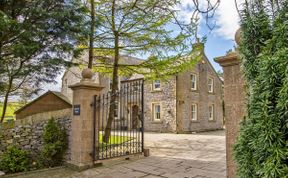 Photo of House in Derbyshire