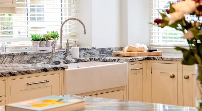 Photo of 7 Bed in Tideswell