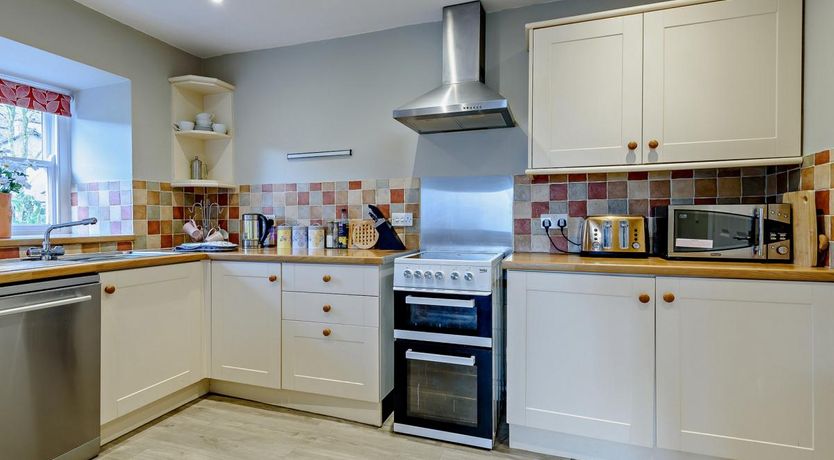 Photo of 4 Bed in Rydal