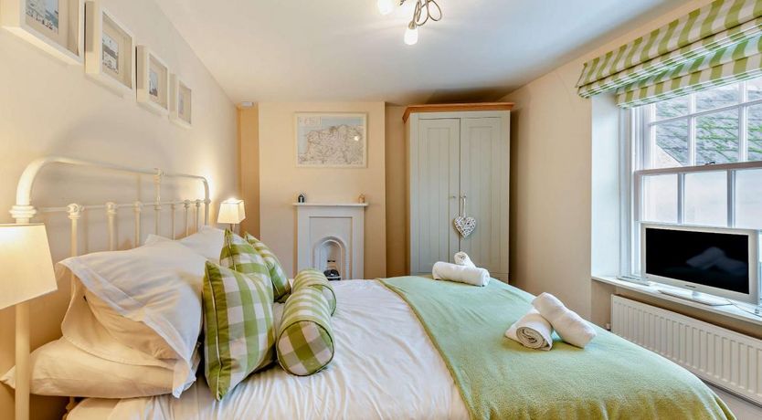 Photo of 2 Bed in Appledore