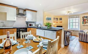 Photo of 2 Bed in Appledore