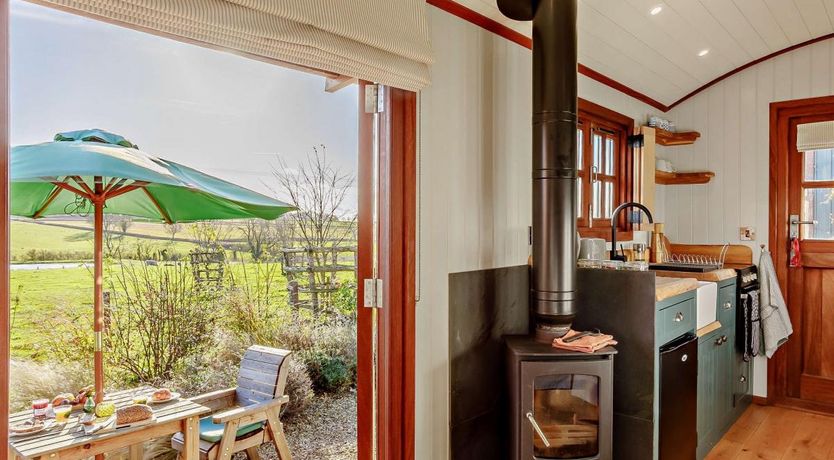 Photo of 1 Bed in Laughton