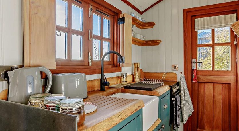 Photo of 1 Bed in Laughton